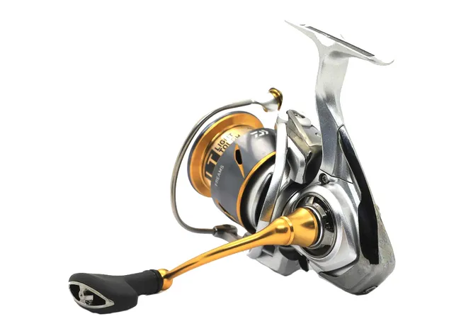 Катушка  Daiwa 21 Freams LT 2500 Фото 3